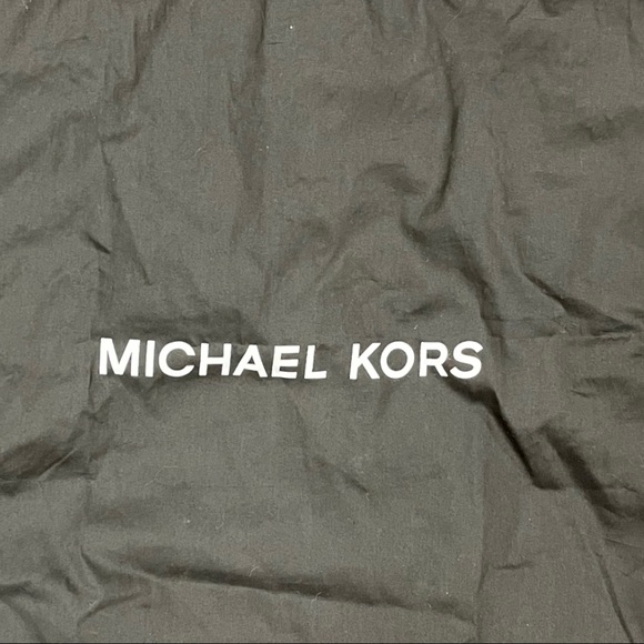 Michael Kors dust bag - Picture 3 of 3